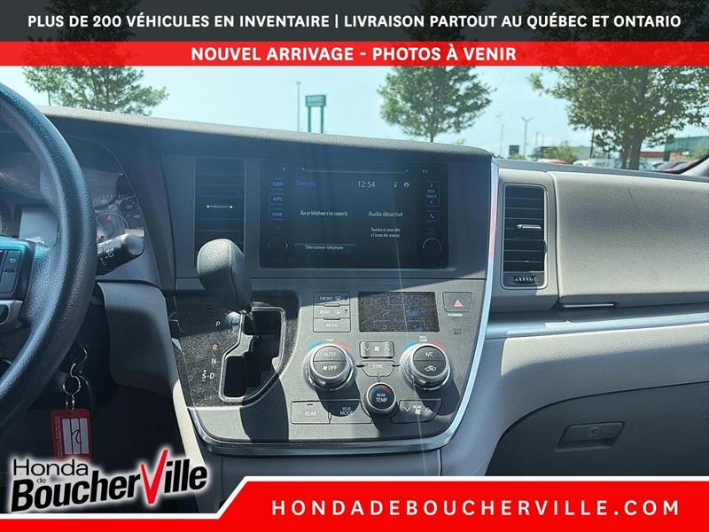toyota Sienna 2015 - 31