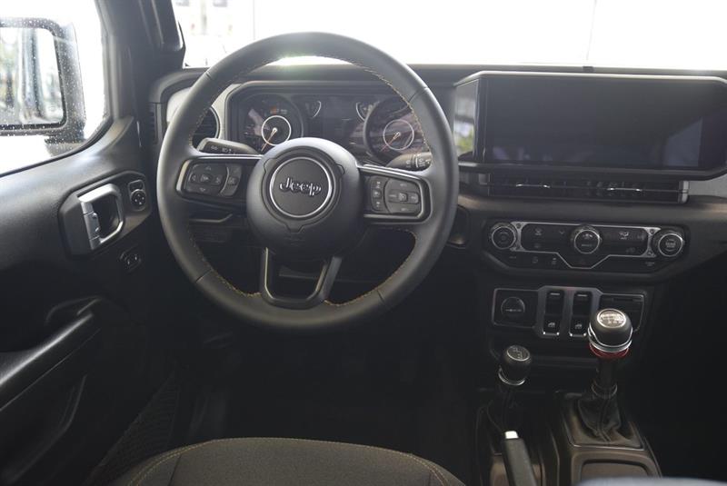 jeep Wrangler 2025 - 8