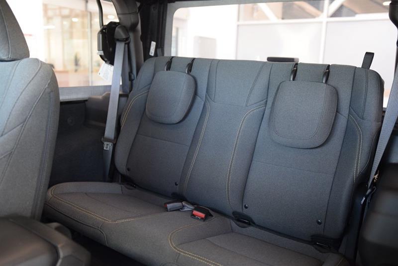 jeep Wrangler 2025 - 22
