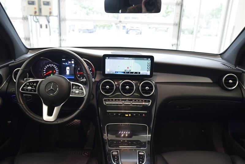 mercedes-benz GLC 2021 - 16