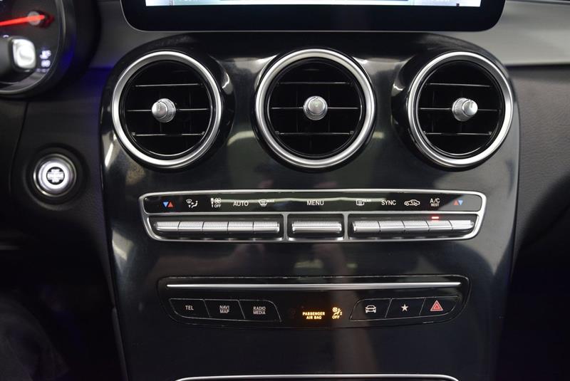mercedes-benz GLC 2021 - 26