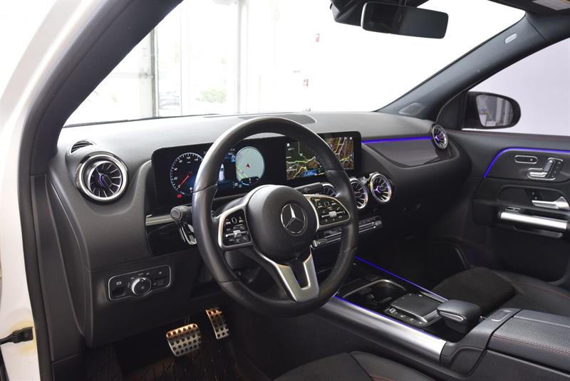 mercedes-benz GLA 2023 - 17