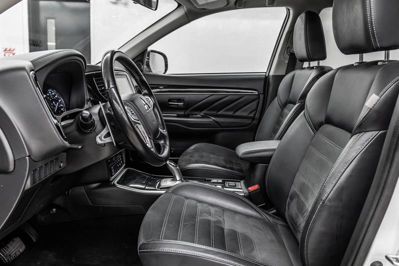 mitsubishi Outlander rechargeable 2022 - 15