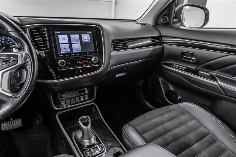 mitsubishi Outlander rechargeable 2022 - 23