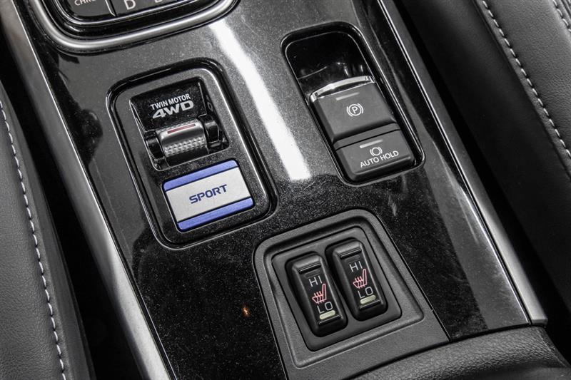 mitsubishi Outlander rechargeable 2022 - 26