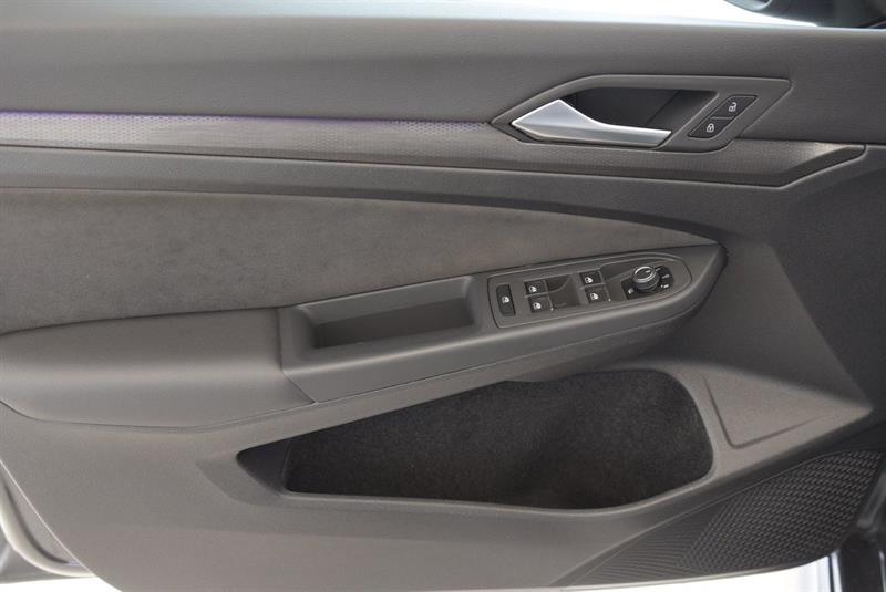 volkswagen Golf GTI 2023 - 17