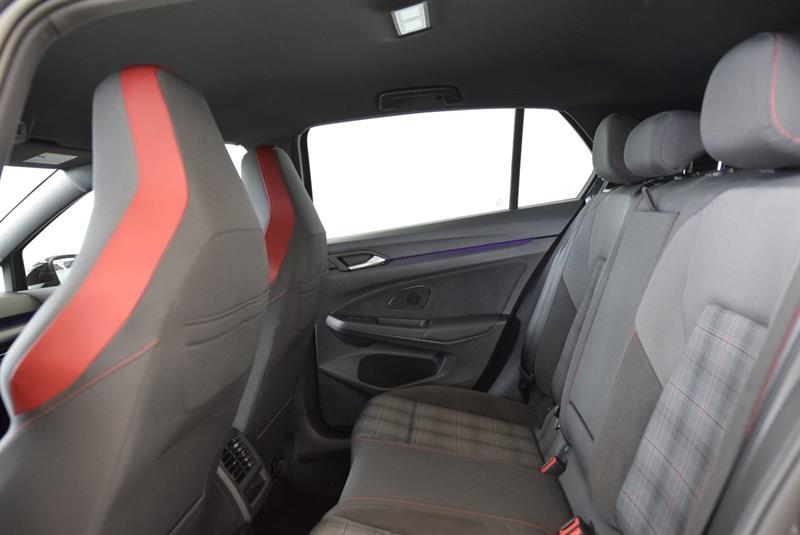 volkswagen Golf GTI 2023 - 18