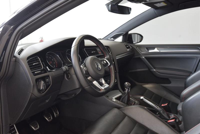 volkswagen Golf GTI 2019 - 16