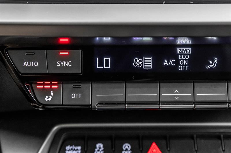 audi A3 Sedan 2022 - 25