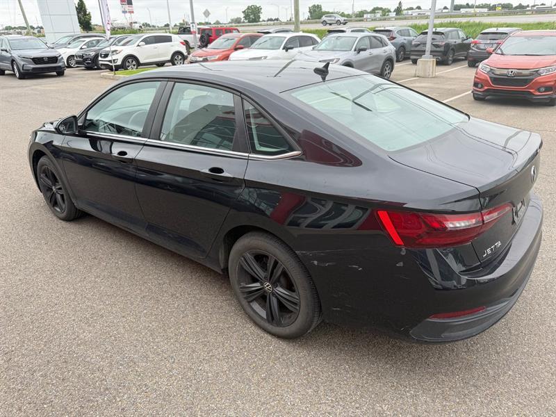 volkswagen Jetta 2022 - 3