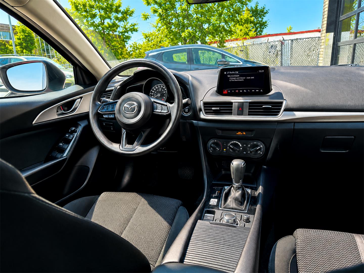 mazda Mazda3 Sport 2018 - 17