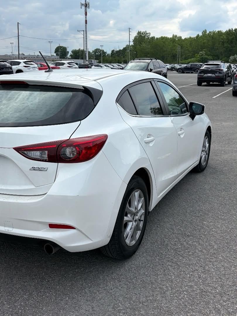 mazda Mazda3 2017 - 2