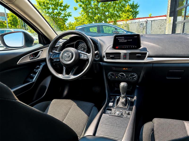 mazda Mazda3 Sport 2018 - 17