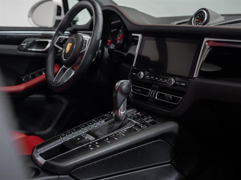 porsche Macan 2021 - 24