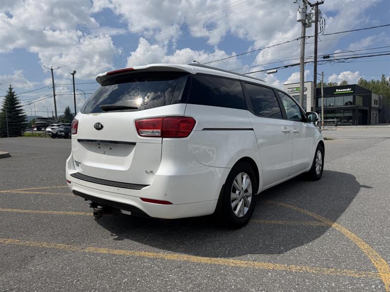 kia Sedona 2016 - 4