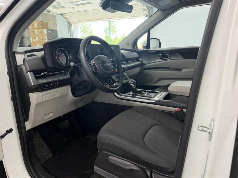 kia Carnival 2024 - 10