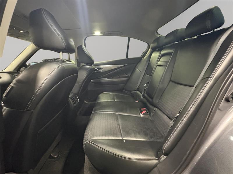 infiniti Q50 2017 - 10