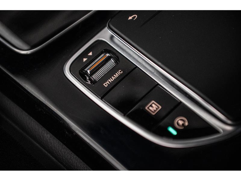 mercedes-benz GLC300 2022 - 23