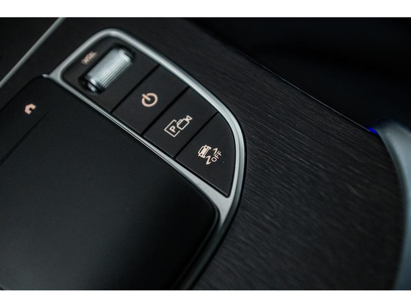 mercedes-benz GLC300 2022 - 26
