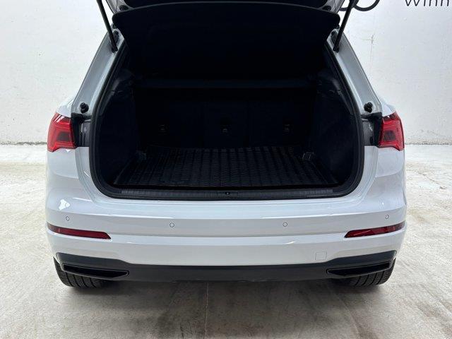 audi Q3 2021 - 7
