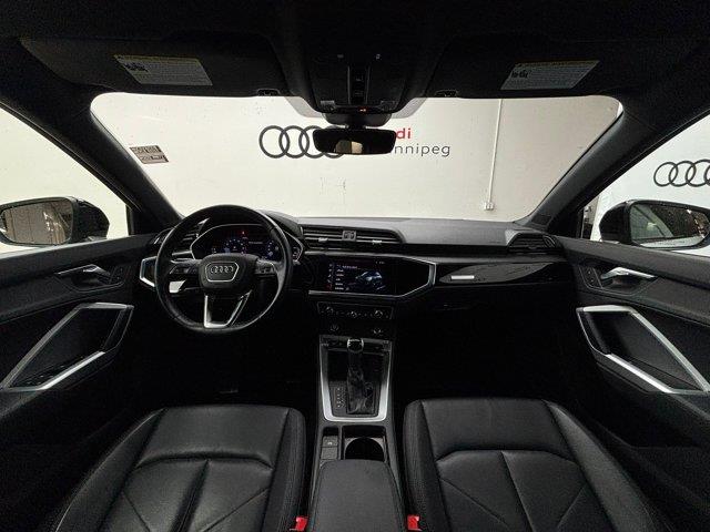 audi Q3 2021 - 11