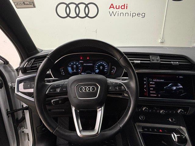audi Q3 2021 - 12