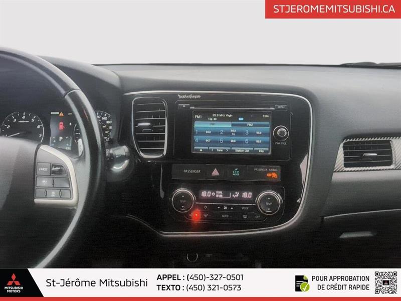 mitsubishi Outlander 2015 - 21