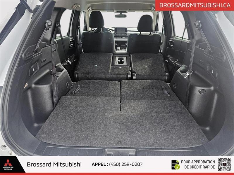mitsubishi Outlander 2022 - 5