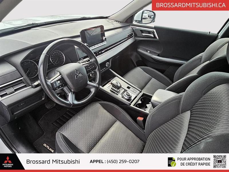 mitsubishi Outlander 2022 - 10
