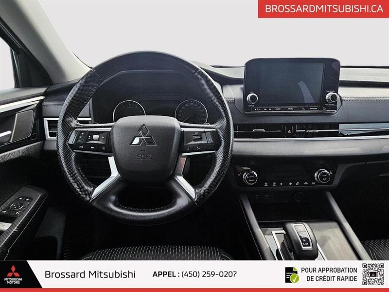 mitsubishi Outlander 2022 - 15
