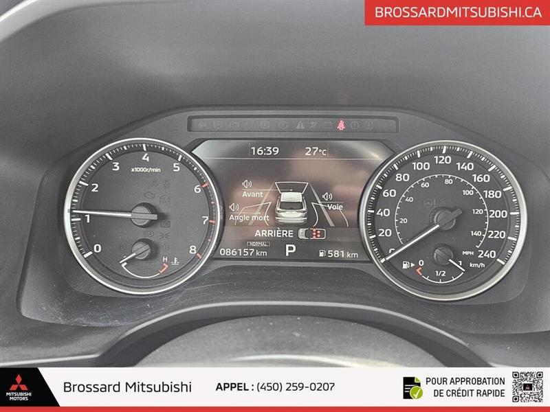 mitsubishi Outlander 2022 - 21