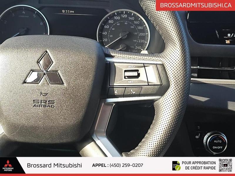 mitsubishi Outlander 2025 - 17