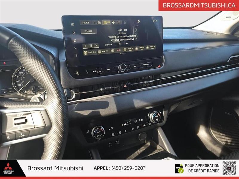 mitsubishi Outlander 2025 - 26