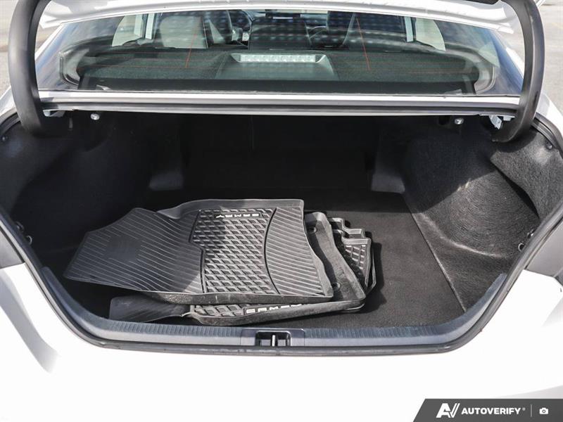 toyota Camry 2024 - 24