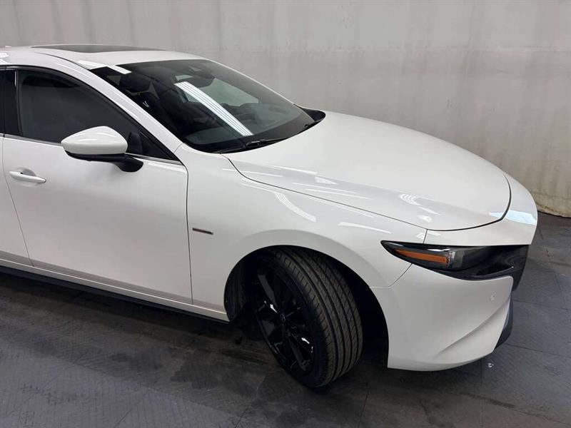 mazda Mazda3 2021 - 12