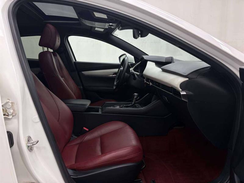 mazda Mazda3 2021 - 28