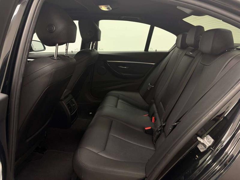 bmw 335i 2018 - 29