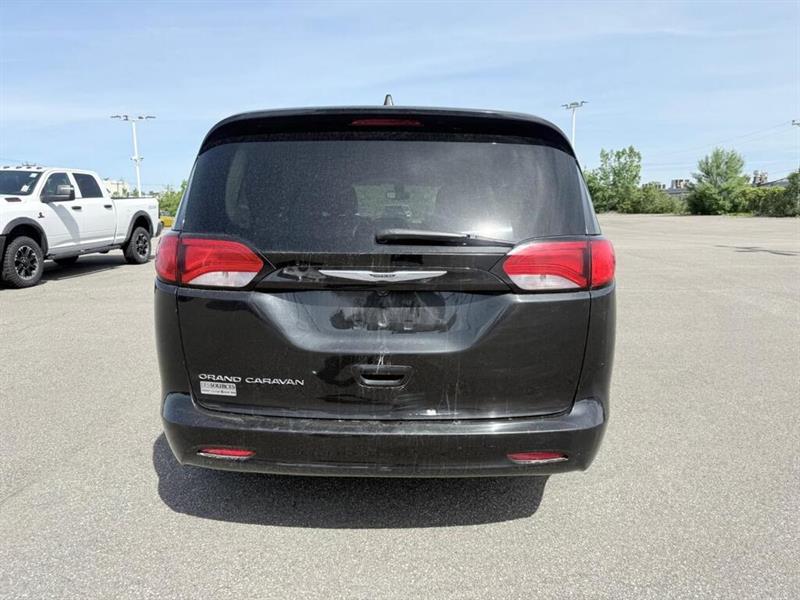 chrysler Grand Caravan 2022 - 4