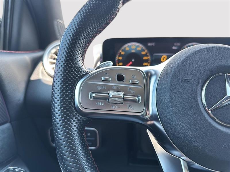 mercedes-benz GLB 2023 - 25