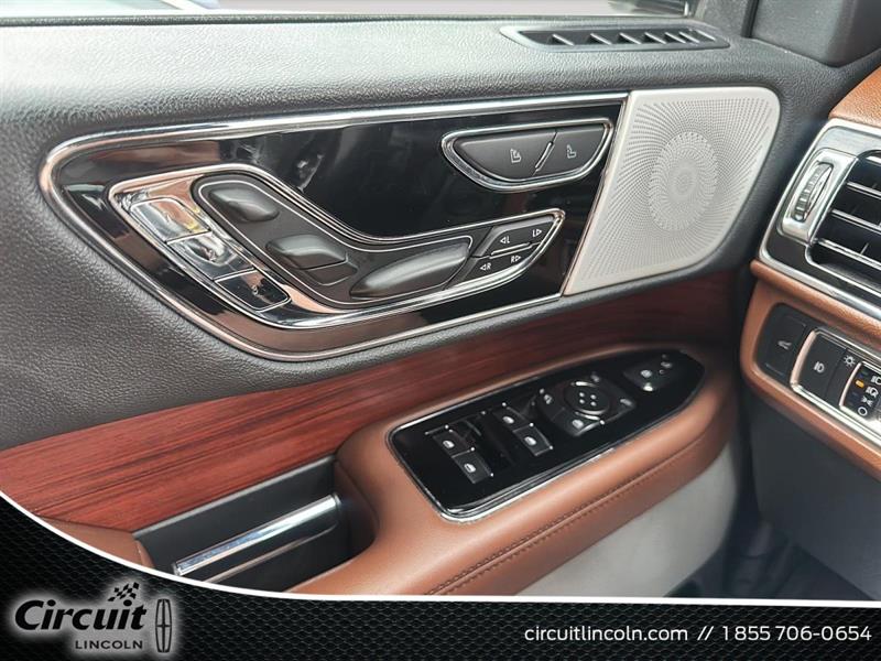 lincoln Navigator 2022 - 11