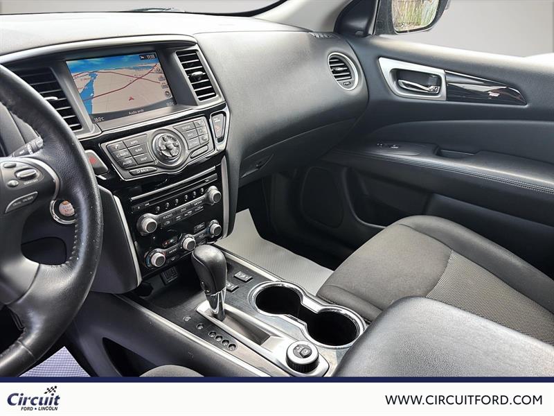 nissan Pathfinder 2019 - 11