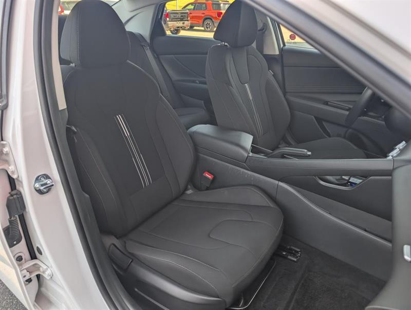 hyundai Elantra 2025 - 19