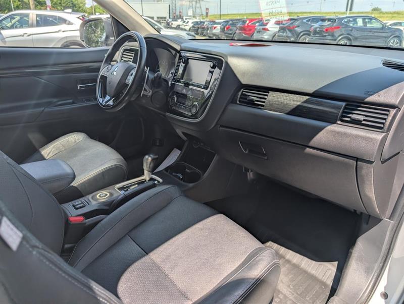 mitsubishi Outlander 2016 - 19