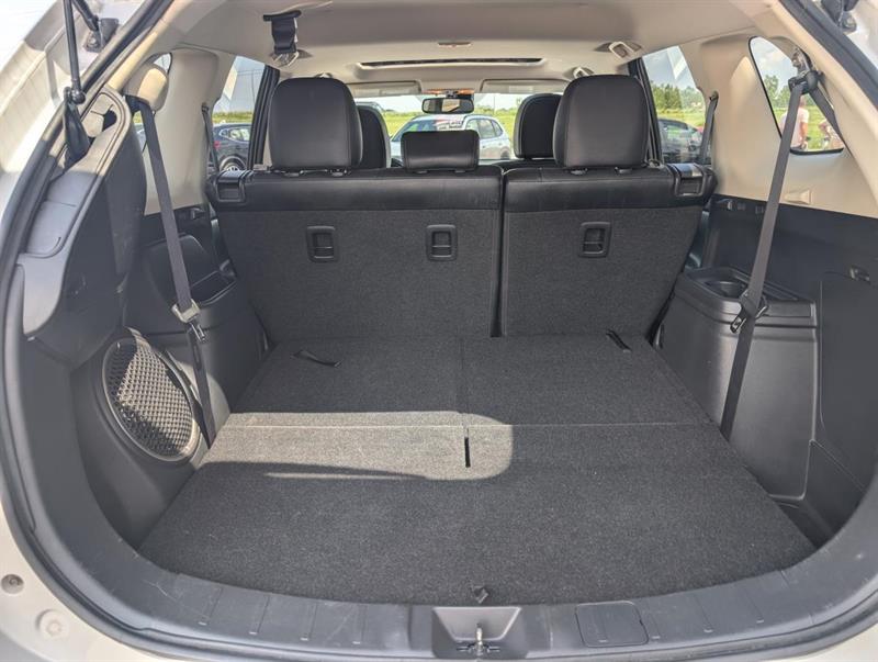 mitsubishi Outlander 2016 - 21