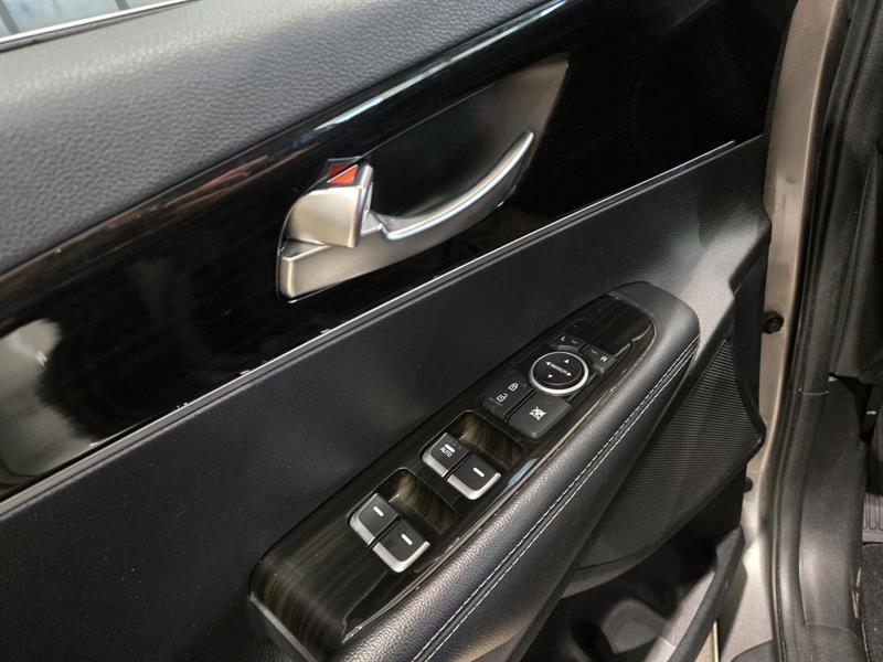 kia Sorento 2019 - 17