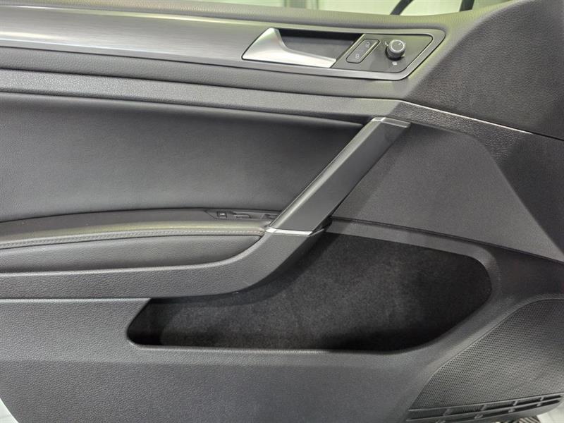 volkswagen Golf 2021 - 12