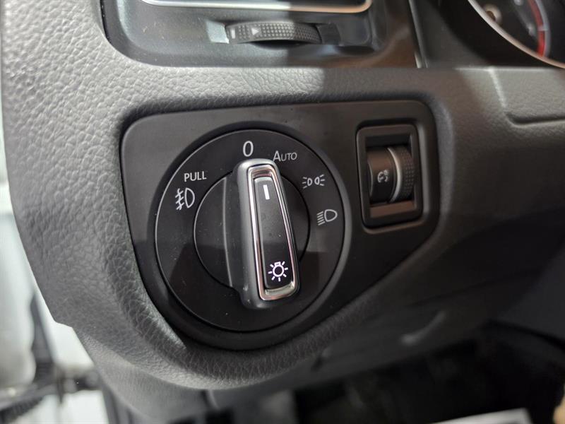 volkswagen Golf 2021 - 18