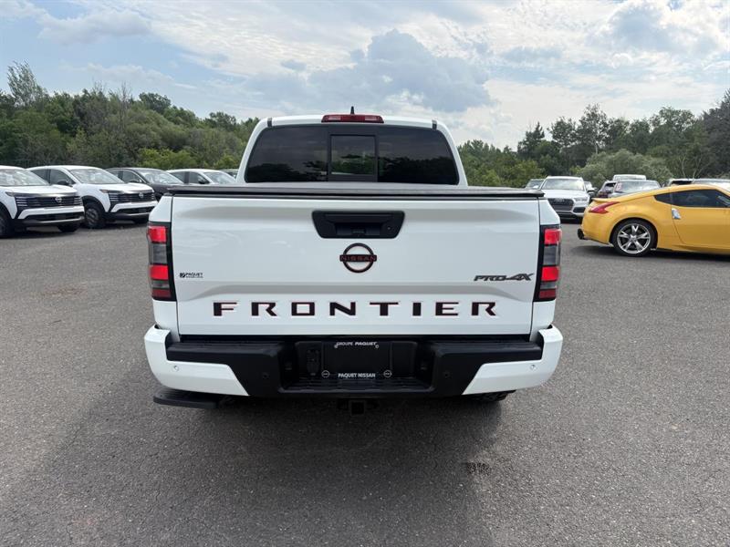nissan Frontier 2022 - 6