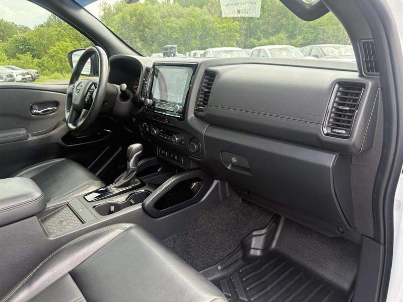nissan Frontier 2022 - 42