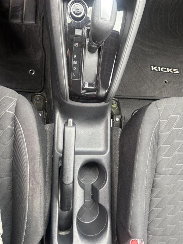 nissan Kicks 2022 - 36